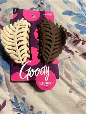 Slideproof Leaf Claw Clips - Cream & Brown